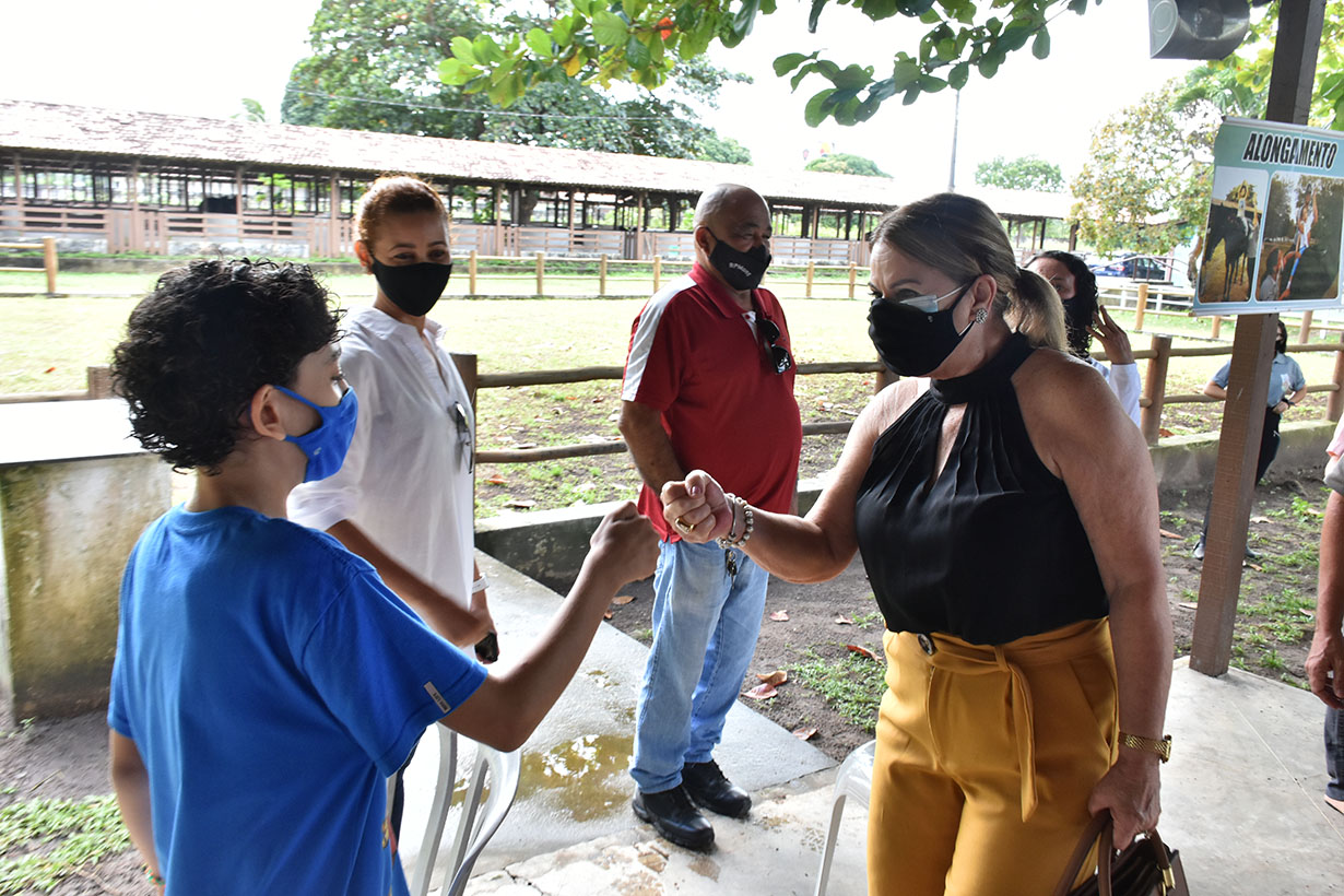 15.07.2021 Visita da Primeira-dama ao Centro de Equoterapia da Polícia Militar (4).JPG
