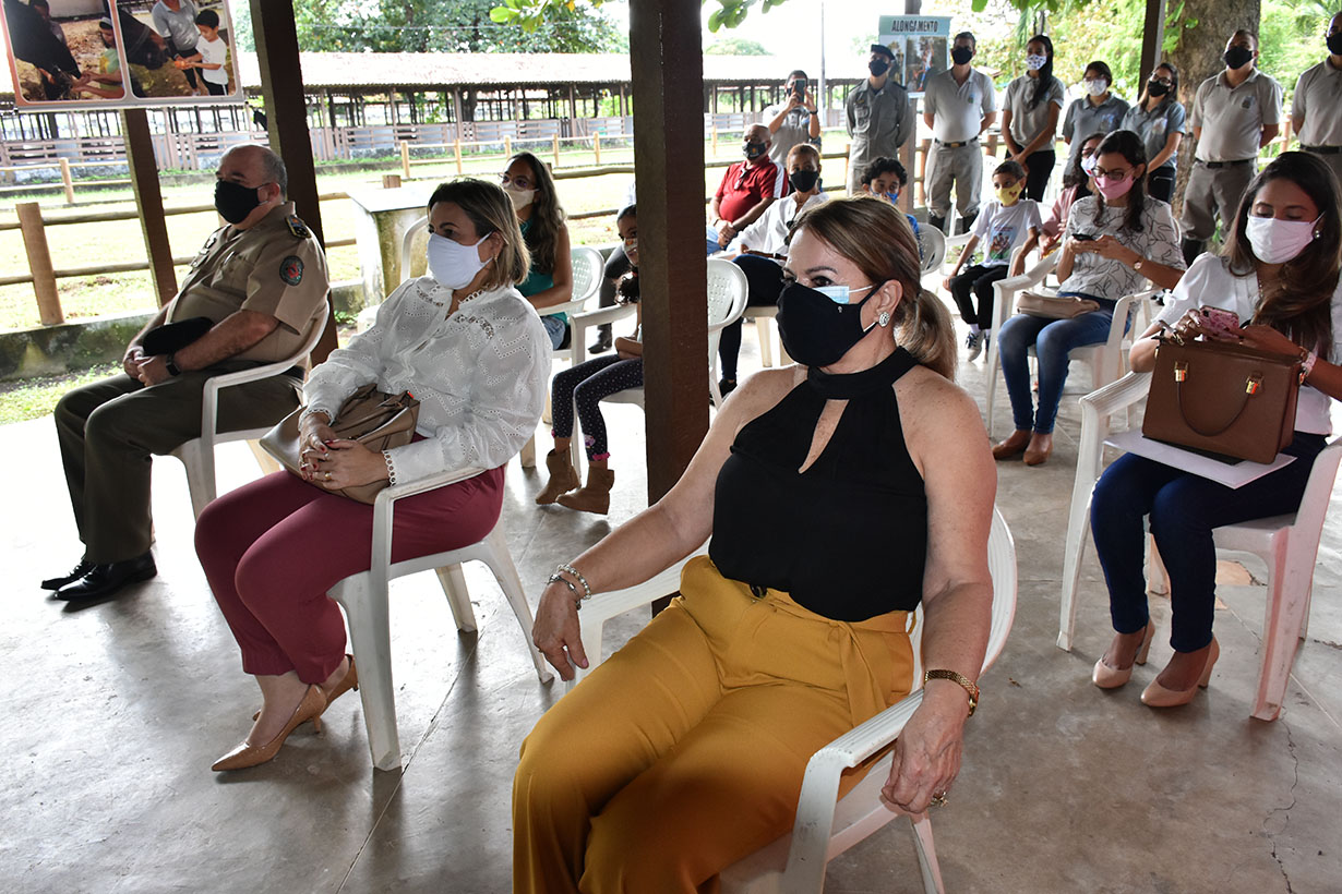 15.07.2021 Visita da Primeira-dama ao Centro de Equoterapia da Polícia Militar (7).JPG