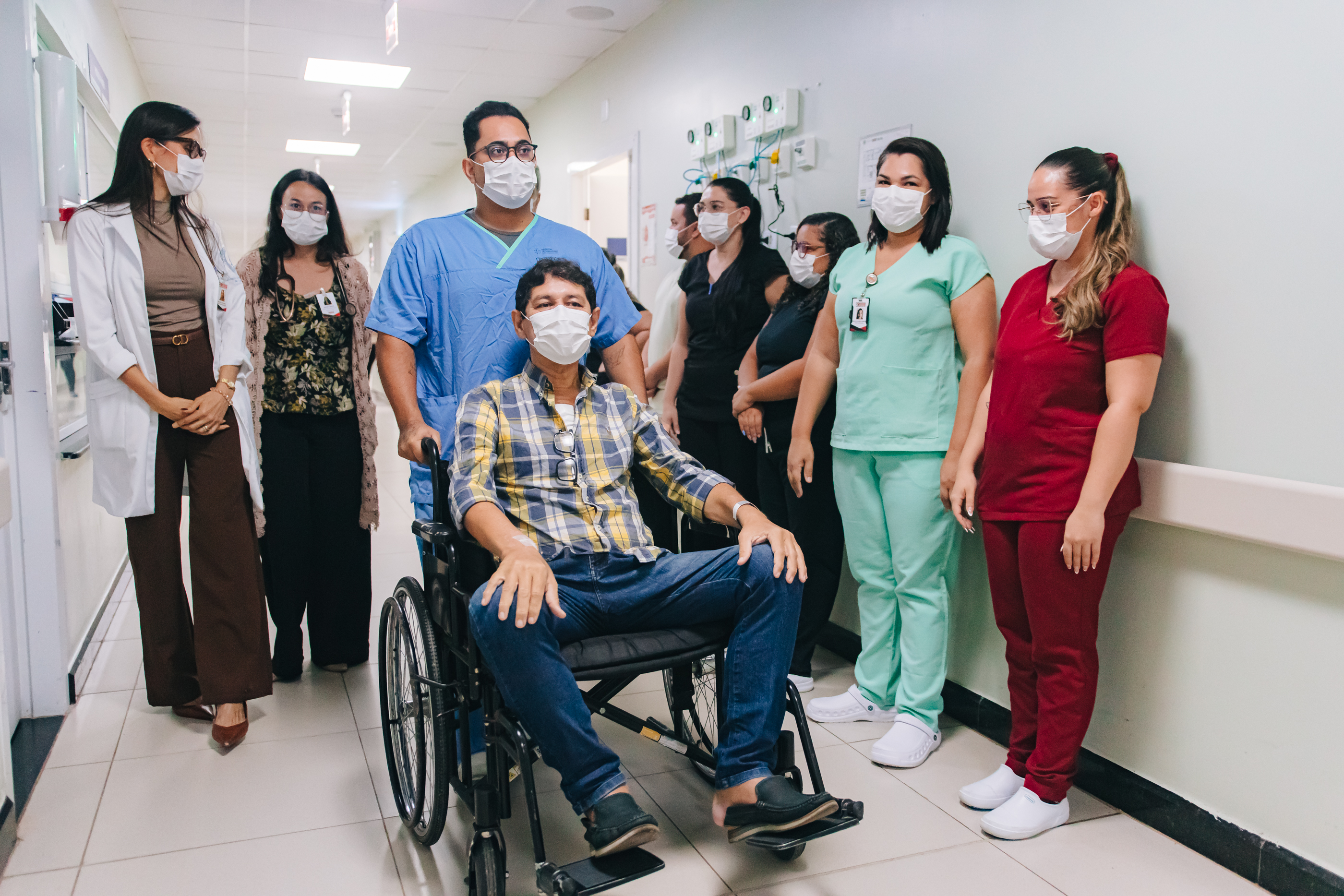 “Eu renasci” primeiro transplantado cardíaco de 2026 deixa Hospital Metropolitano após recuperação bem-sucedida e celebra nova chance de vida4.jpg