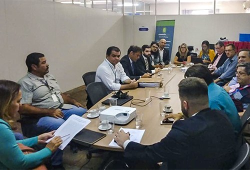 Procon-PB-reuni-com-empresas-e-órgãos-públicos-para-tratar-cabeamentos-e-fios.jpg Procon-PB-reuni-com-empresas-e-órgãos-públicos-para-tratar-cabeamentos-e-fios.jpg