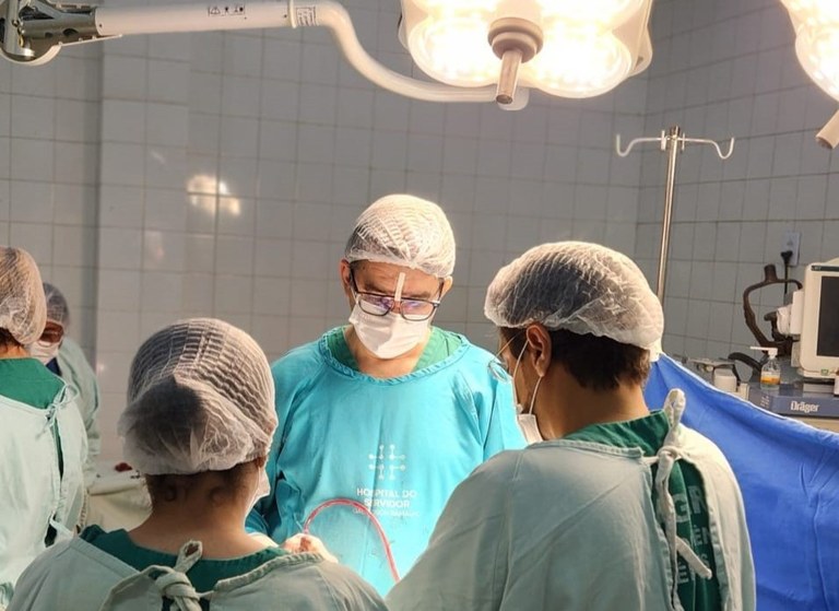 HSGER_cirurgias_dr Cícero.jpg