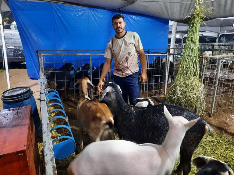 WhatsApp Image 2025-09-06 at 10.39.14-4.jpeg