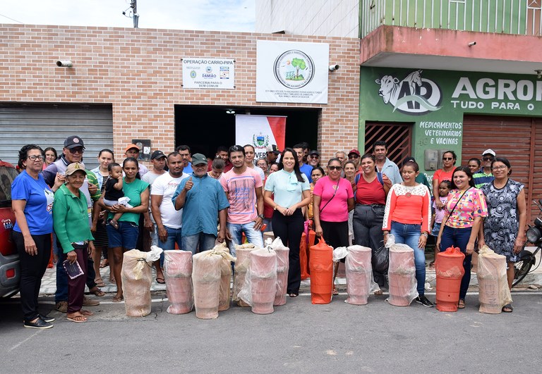 17-03-25 Entrega de Filtros e Programa Cisternas - Foto-Alberto Machado (36).JPG