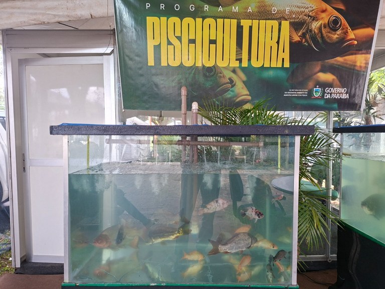 Estande do programa de Piscicultura.jpg