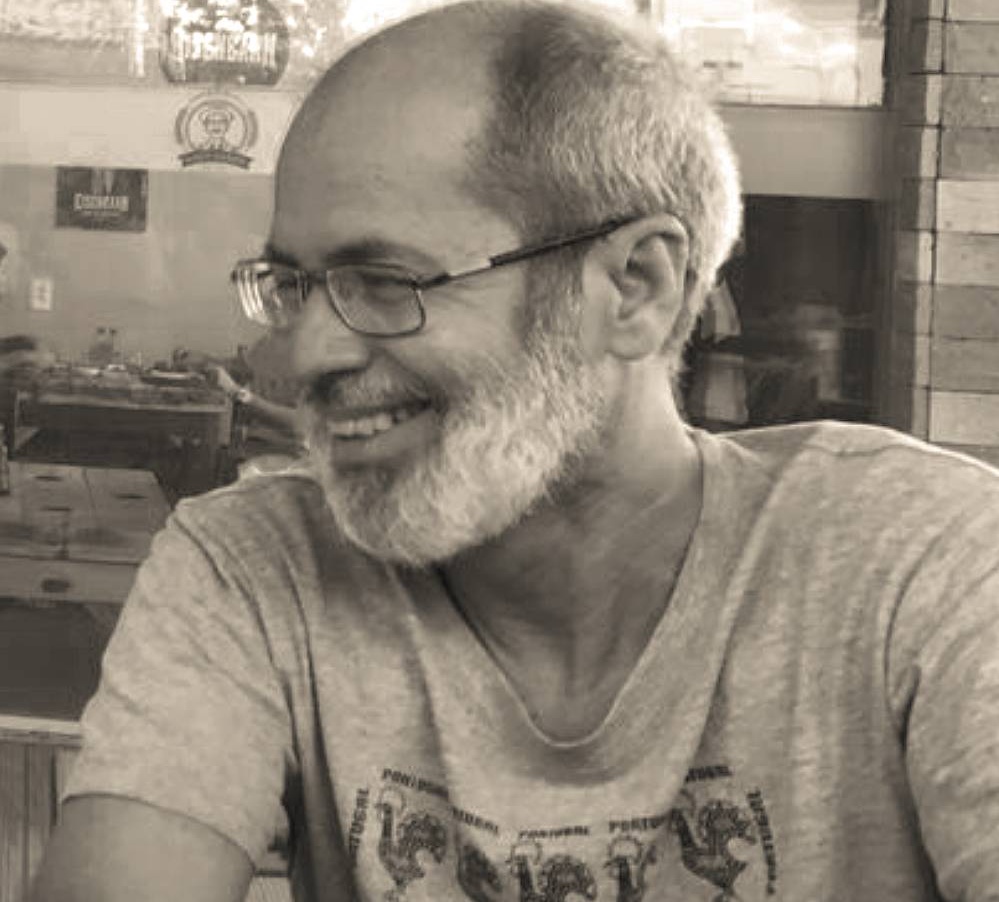 WALTER GALVAO PRETO E BRANCO.jpg