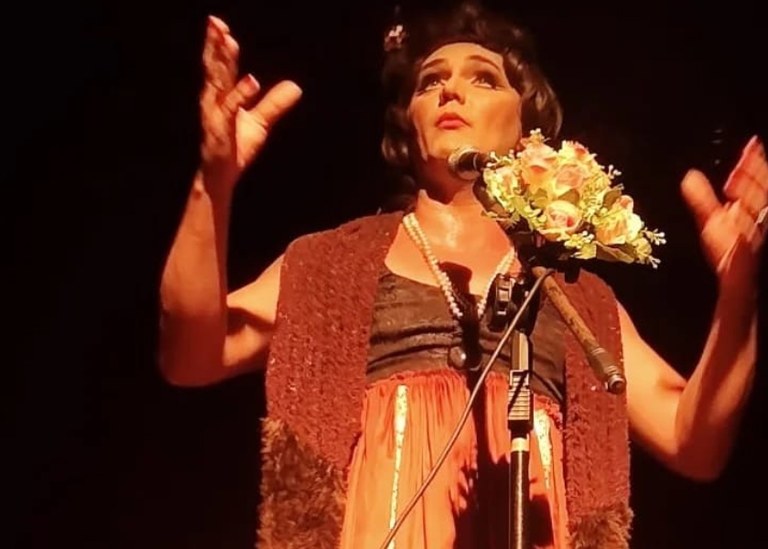 LETICIA RODRIGUES EM CENA DE ETERNAMENTE BIBI.jpg LETICIA RODRIGUES EM CENA DE ETERNAMENTE BIBI.jpg