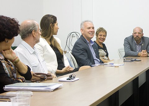 Coordenadora-do-PNI-reconhece-papel-importante-da-Ses-em-pesquisa-de-Imunida-3.jpg