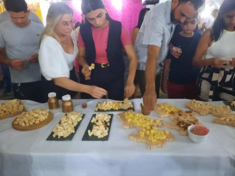 Degustação de queijos.jpg