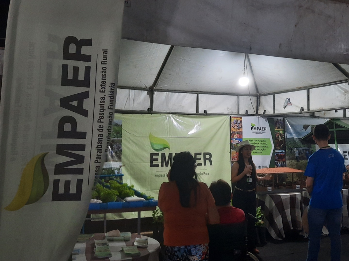 Stand da Empaer.jpg