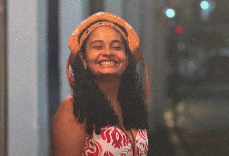 Poetisa Cláudia Teixeira - Caturité - Vivência de Cordel.jpg