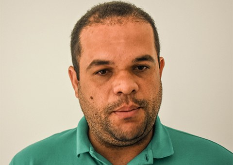 diretor-elton_foto-delmer-rodrigues1.jpg
