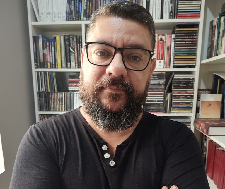 professor rosemberg uchoa.jpeg