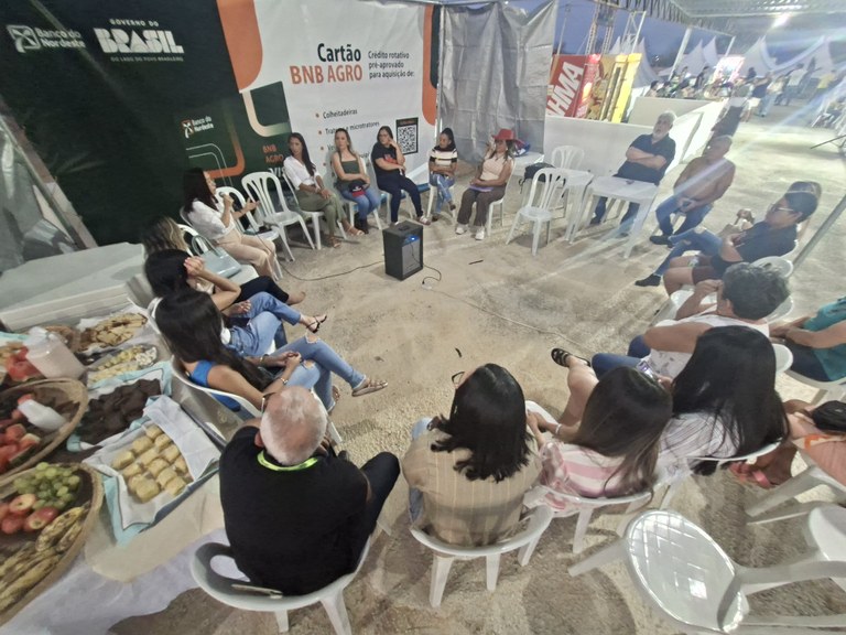 Roda de Conversa reuniu mulheres de vários perfis - Empreendedoras, gestoras, agricultoras.jpg