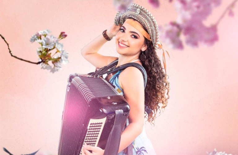 BELLA RAIANE4.jpg