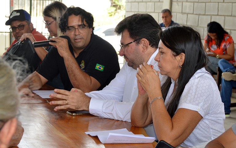 sesol compras governamentais cooperativas da agricultura familiar economia solidaria e educacao (1).JPG