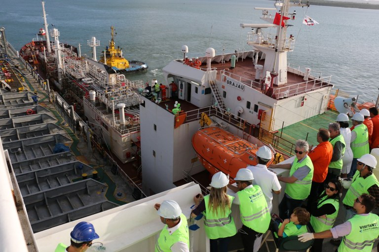 operação-ship-to-ship5-foto-Francisco-França.jpg