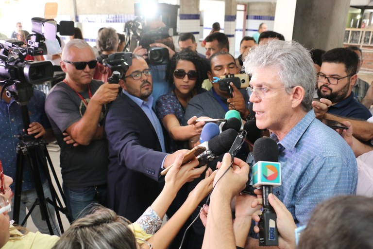 ricardo-faz-anuncio-do-calendario-de-inauguracoes_foto-francisco-franca-6.jpg