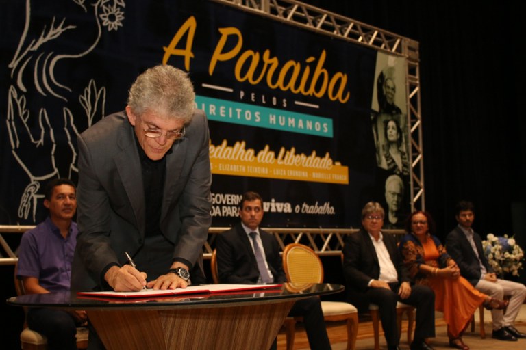 comemoração-direitos-humanos7-Foto-Francisco-França.jpg