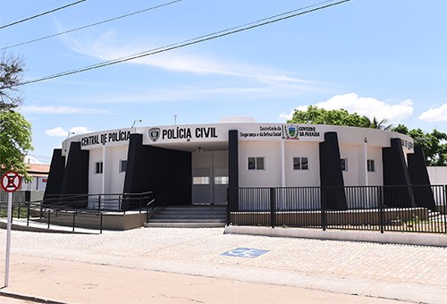 ricardo-coutinho-entrega-central-de-policia-civil-de-cajazeiras-1.jpg