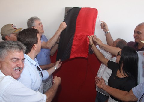 ricardo-inaugura-sengunda-companhia-de-bombeiros-de-sape-foto-alberi-pontes-5.jpeg