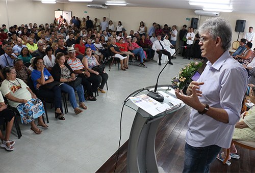 ricardo-participa-projeto-acolher_foto-francisco-franca-12.jpg