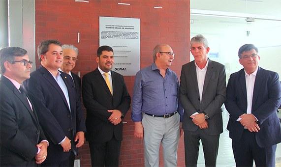 inauguracao-do-SENAI_foto-jose-marques-2.jpg