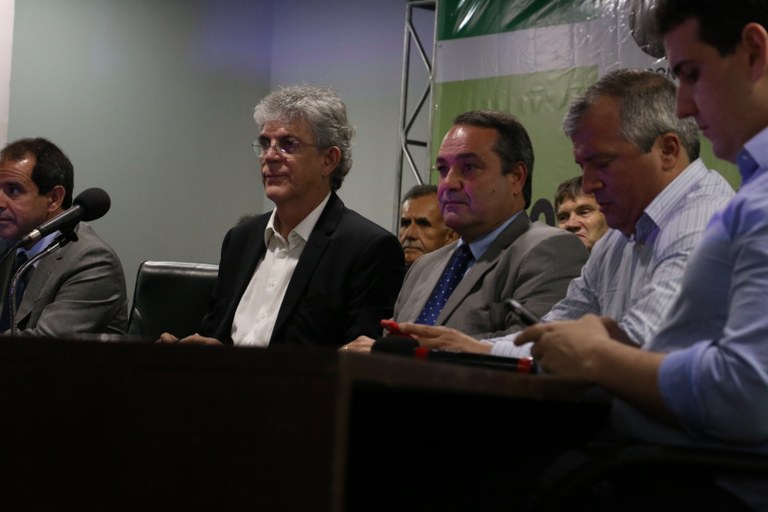 posse-rômulo-montenegro5-foto-Francisco-França.jpg