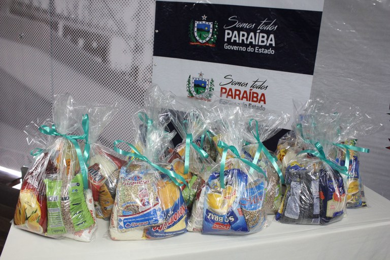 entrega alimentos-fotos: alberi pontes2.JPG
