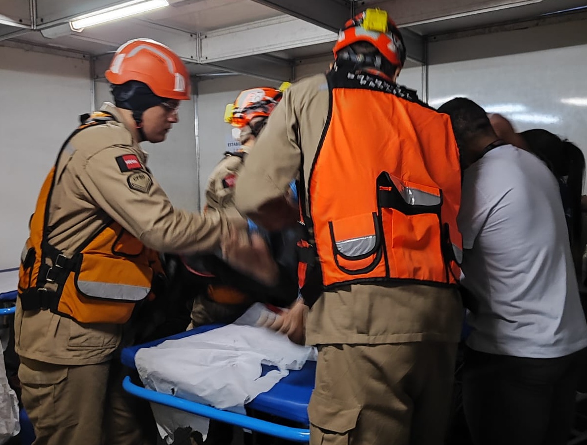 No primeiro dia de atendimentos no Posto Médico de Patos 20 pessoas foram atendidas.jpg