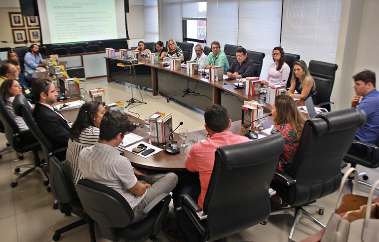 ses saude reuniao com mpe sobre esporotricose (1).JPG ses saude reuniao com mpe sobre esporotricose (1).JPG