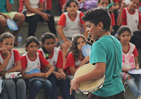 ses-dia-mundial-da-agua-com-estudantes-da-rde-publica-foto-ricardo-puppe-5.jpg