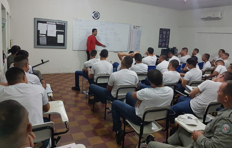 seap capacita agentes penitenciarios no manuseio de novos armamentos 3.jpg
