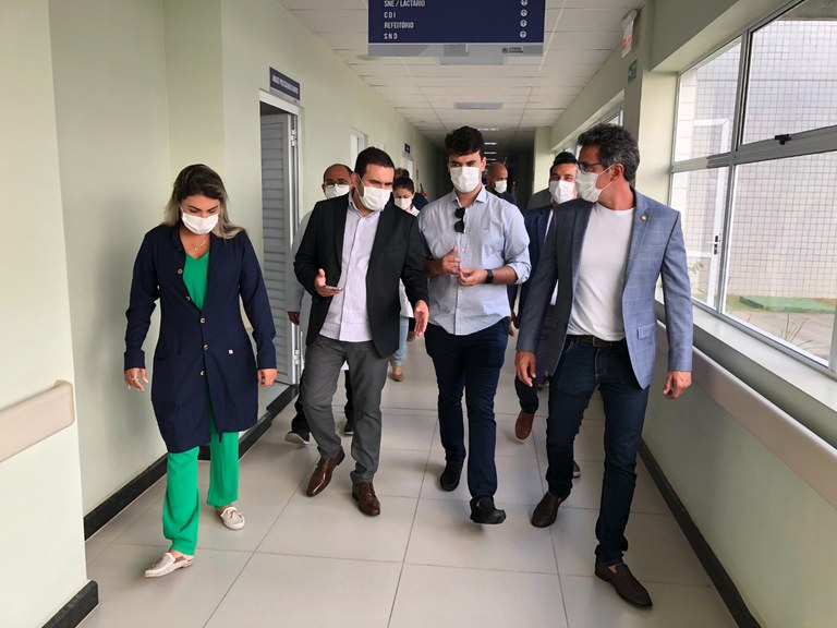 Hospital Metropolitano recebe visita técnica do secretário de Saúde de Sergipe 2.jpg Hospital Metropolitano recebe visita técnica do secretário de Saúde de Sergipe 2.jpg