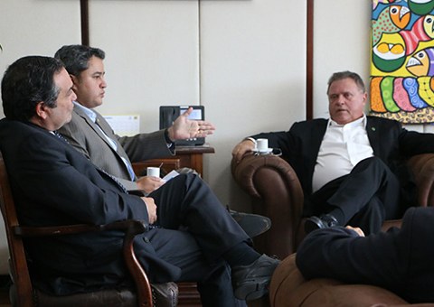 sec-da-agricultura-em-reuniao-com-ministro-da-agricultura-1.jpeg