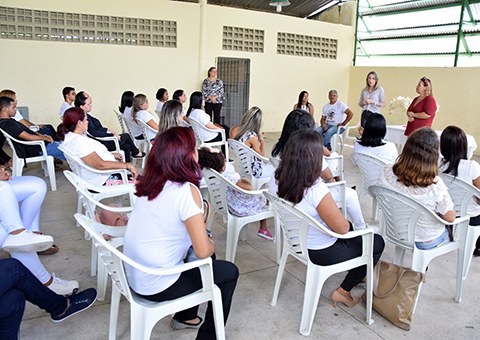 Curso de Depilaçao e Corte e Escova  fotos Luciana Bessa secom pb(2).JPG