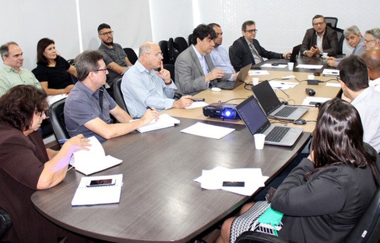 sefaz recebe missao do BID analizando profisco II (2).JPG