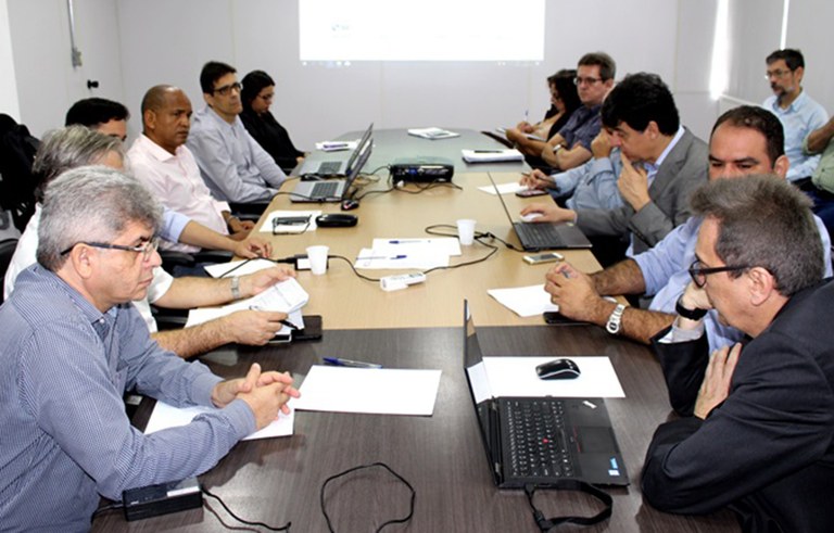 sefaz recebe missao do BID analizando profisco II (3).JPG