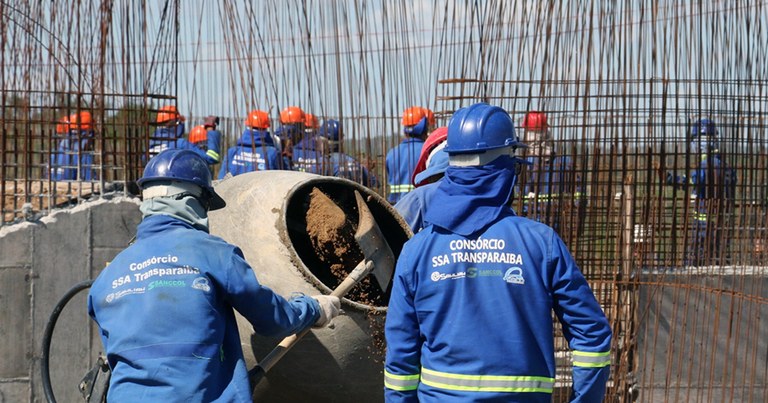joao Visita obras da adutora TransParaiba em Boqueirao foto francisco franca (4).jpg