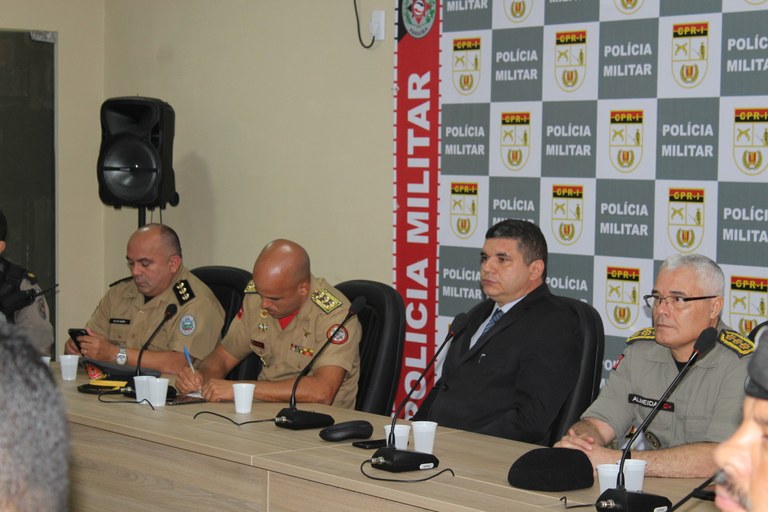 seguranca reuniao em CG indicadores contra roubos e furtos de carros e bancos (2).JPG seguranca reuniao em CG indicadores contra roubos e furtos de carros e bancos (2).JPG