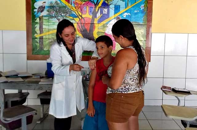 Vacina_HPV (1).jpg Vacina_HPV (1).jpg