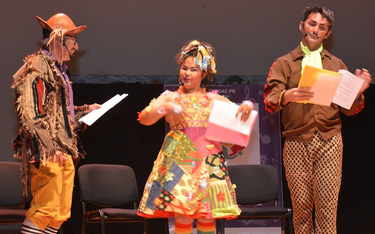 fundac une socioeducandos festival e lanca documento de orientacoes socioeducativas (9).jpg