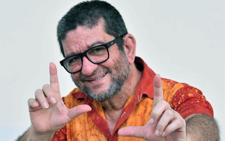 funesc cantor radialista ADEILDO VIEIRA.jpg