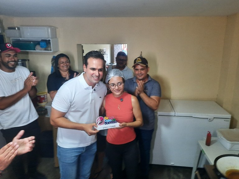 Lucas Ribeiro e Lívia Maria.jpg