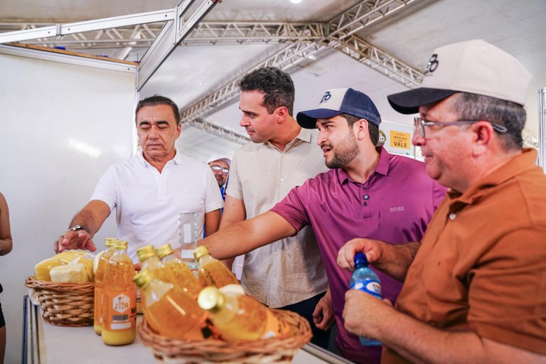 lucas expo riacho 2.jpg