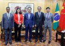 19_06_19 Vice-governadora se reúne com embaixador para discutir missão de comitiva da Paraíba à China (2).jpg